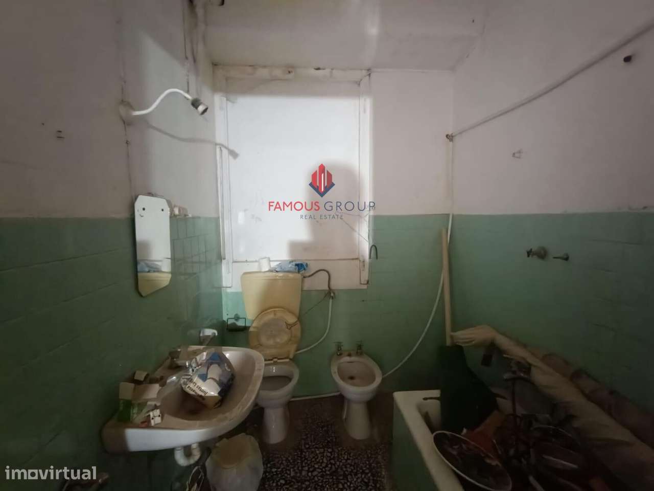 Portimão: Moradia T3 com potencial incrível, Terreno Amplo e...-15