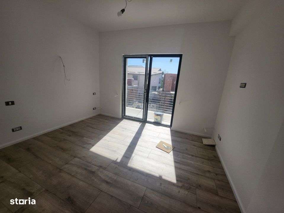 Casa/Vila Individuala Bragadiru Central/P+1+M id nr24-9