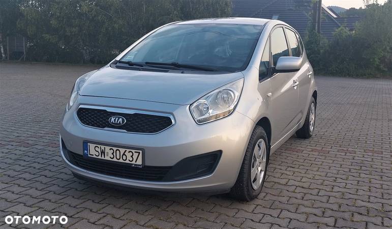 Kia Venga - 9