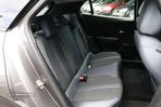 Peugeot 2008 1.5 BlueHDi Allure EAT8 - 38