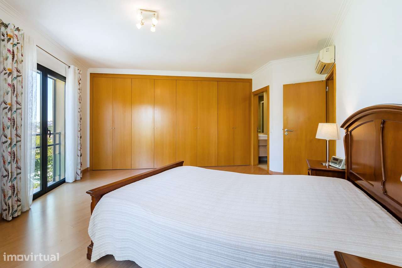 Apartamento T4 Venda em Barcarena,Oeiras-25