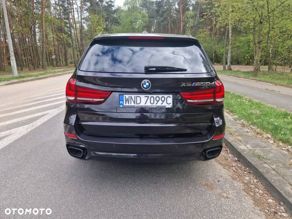 BMW X5 M M50d - 32