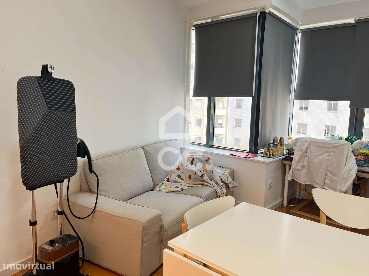 Escritório convertido em estúdio T1 remodelado | Av. da República – Me - Grande imagem: 4/19