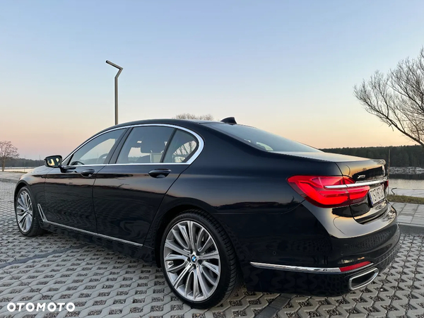 BMW Seria 7 730d xDrive - 9