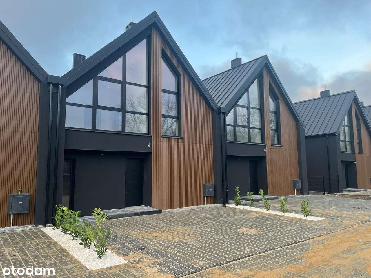 Ostatni dom na kameralnym Osiedlu Romantyczna w Zgierzu - Pełny obrazek: 5/5