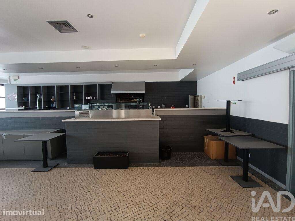 Loja / Estabelecimento Comercial T4 em Carnaxide e Queijas de 384,00 m - Grande imagem: 5/27