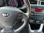 Kia Ceed - 11