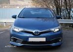 Toyota Auris 1.8 L VVT-i Hybrid Sol + - 1