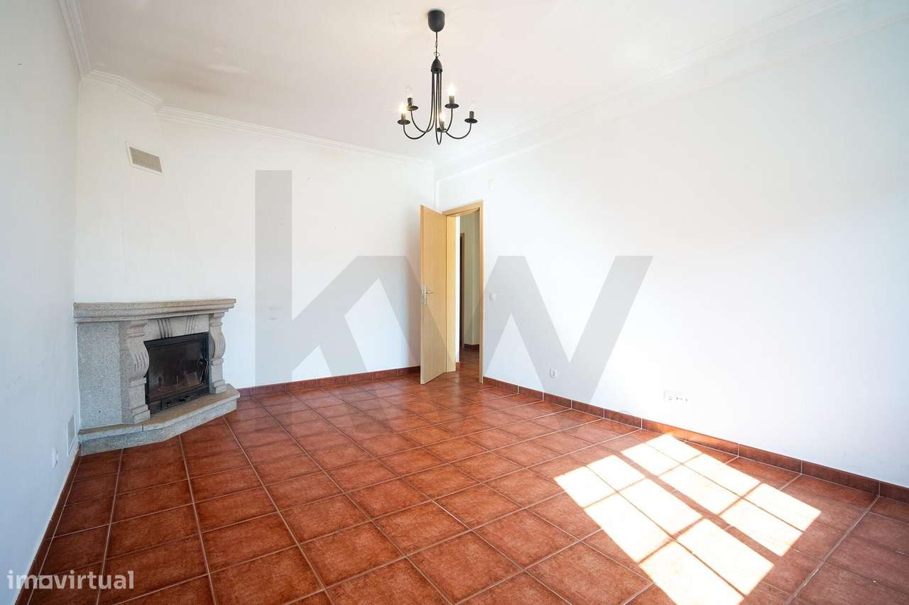 Moradia T4+1 com garagem | Azambuja - Grande imagem: 4/26