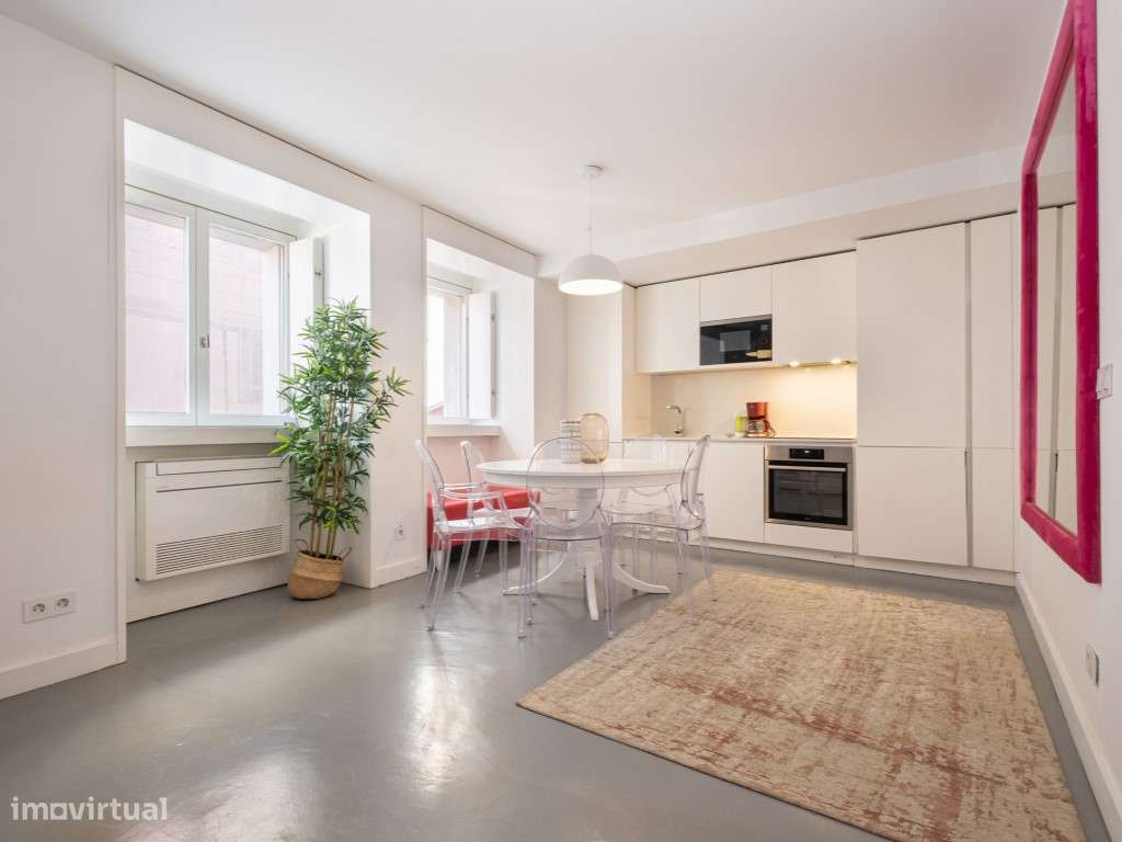 Edifício renovado no centro histórico de Lisboa - Grande imagem: 2/90