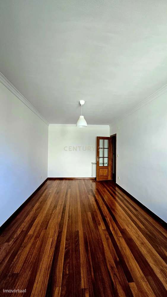 Arrenda-se apartamento T1 situado na Rua Direita do Viso, em Ramalde, - Grande imagem: 5/14