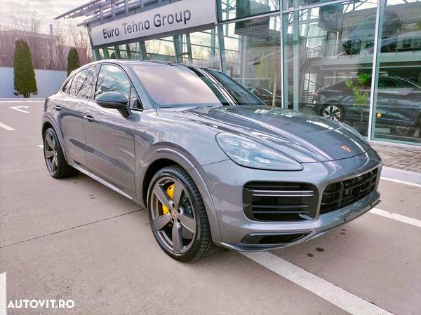 Porsche Cayenne Coupe - 2