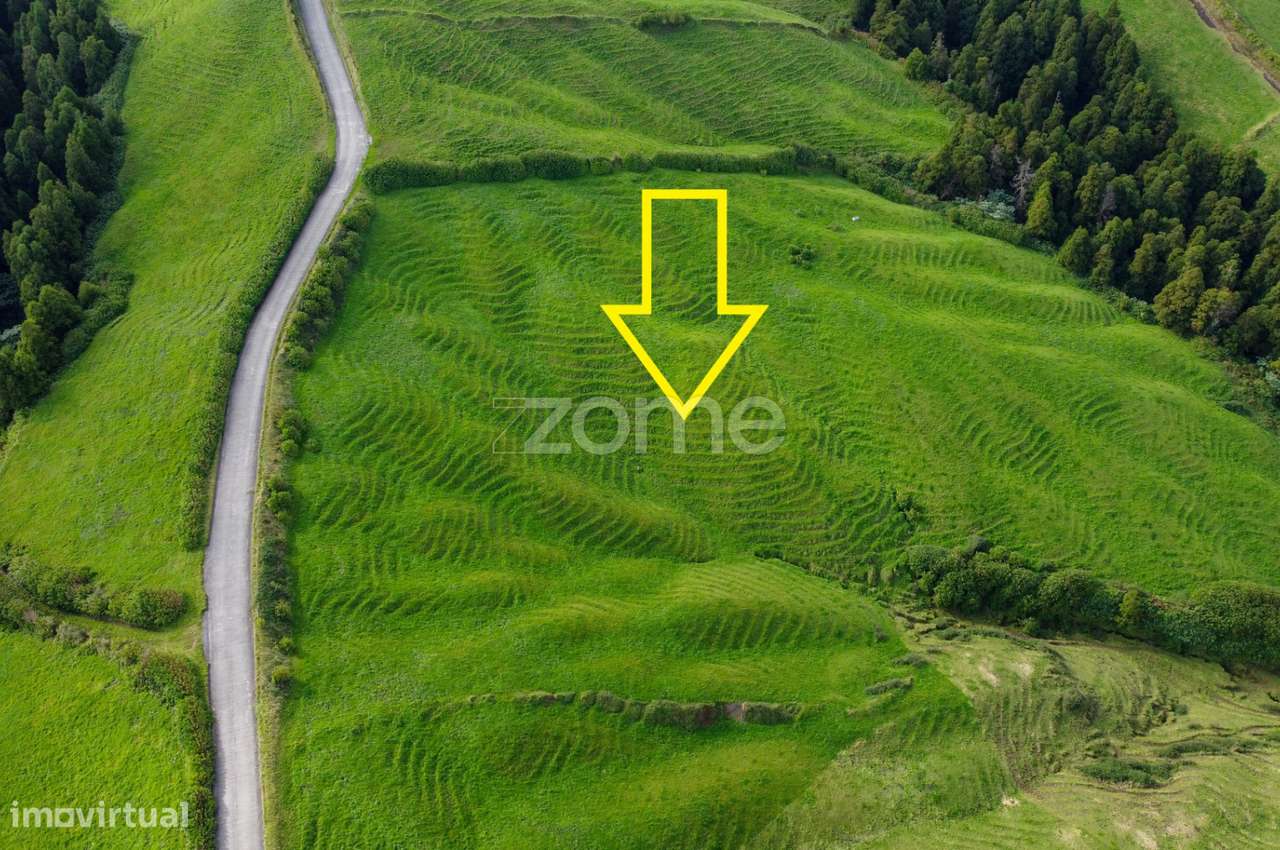 Terreno Rústico com 40.140m2 - Grande imagem: 4/8