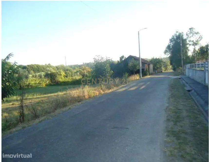 Terreno urbano com projeto Wood frame em aprovação em Macinhata do Vou-10