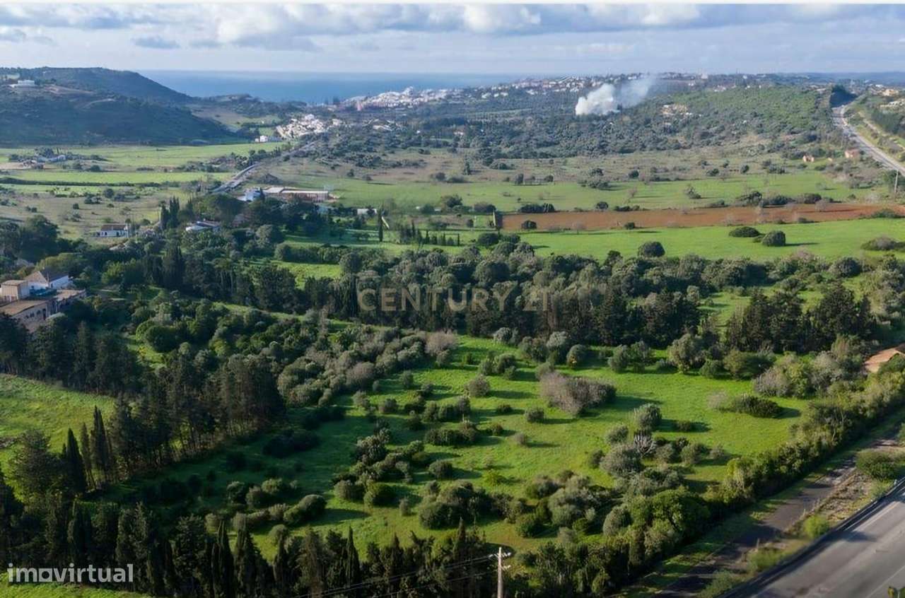 Quinta em Lagos, Praia da Luz,  46.000 m2, 2 casas e 2 Armazéns-27