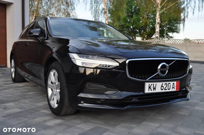 Volvo V90 D3 Momentum Pro - 21