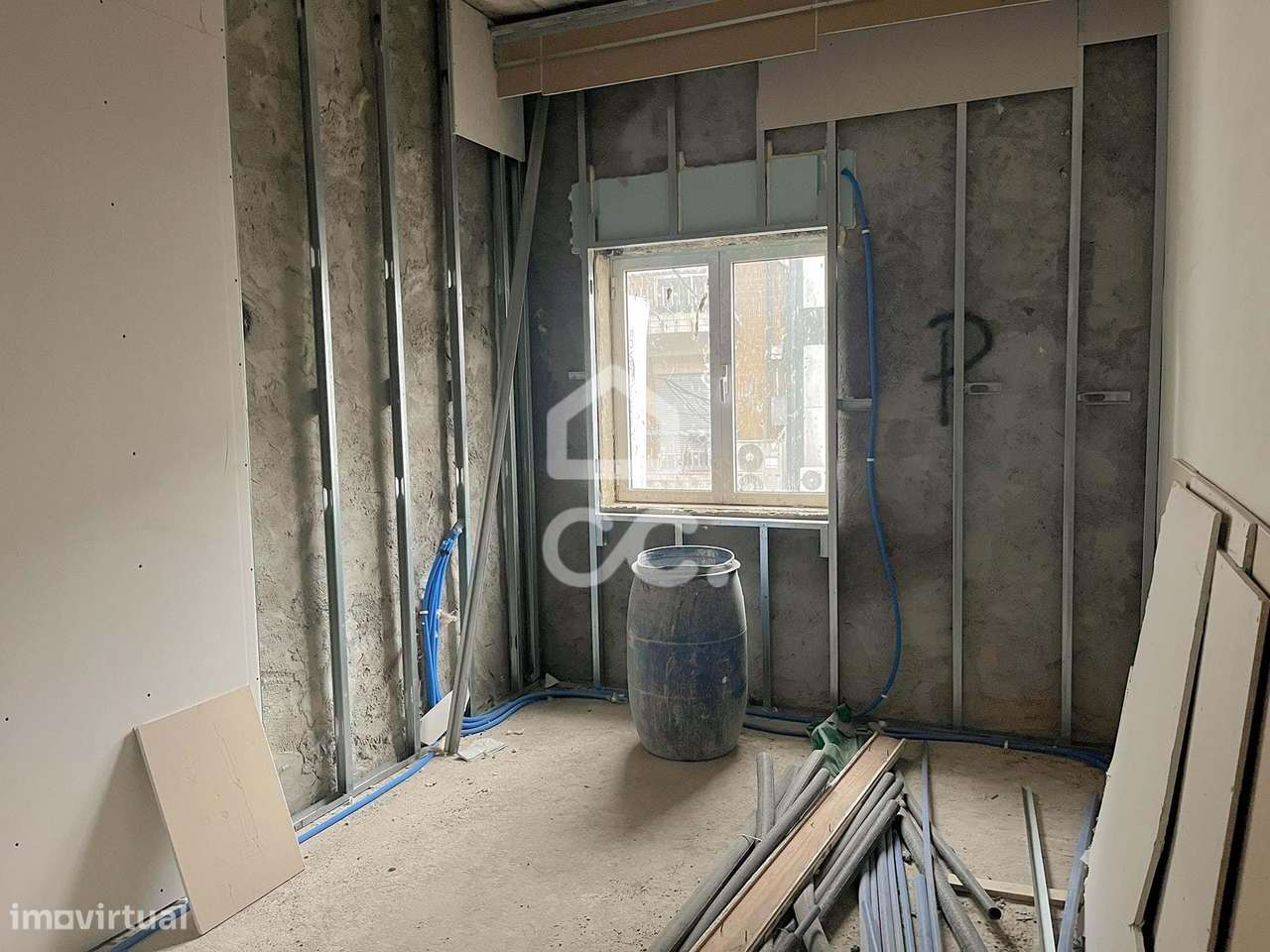 Prédio com Loja de 489 m² e 2 Apartamentos no Coração de Vila Nova de-7