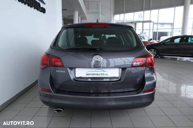 Opel Astra Sports Tourer 2.0 CDTI - 14