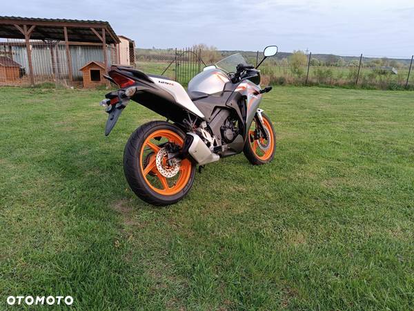 Honda CBR - 5