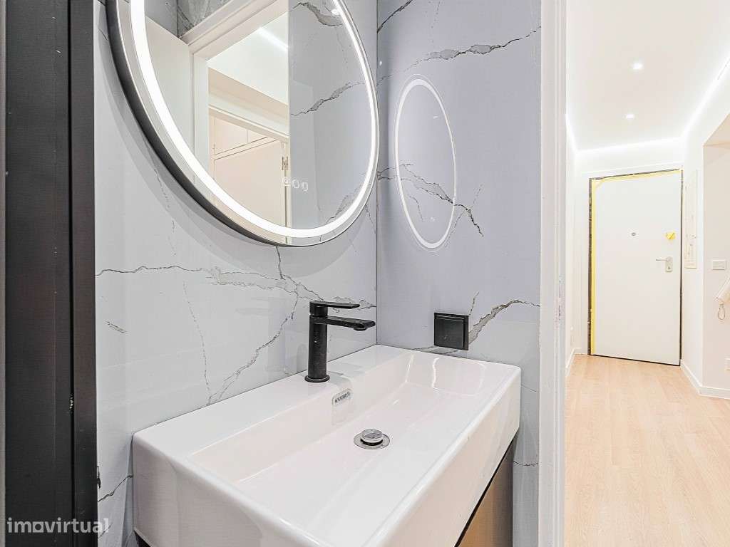 T3 Totalmente Remodelado - Avenida D. José I, Amadora-25