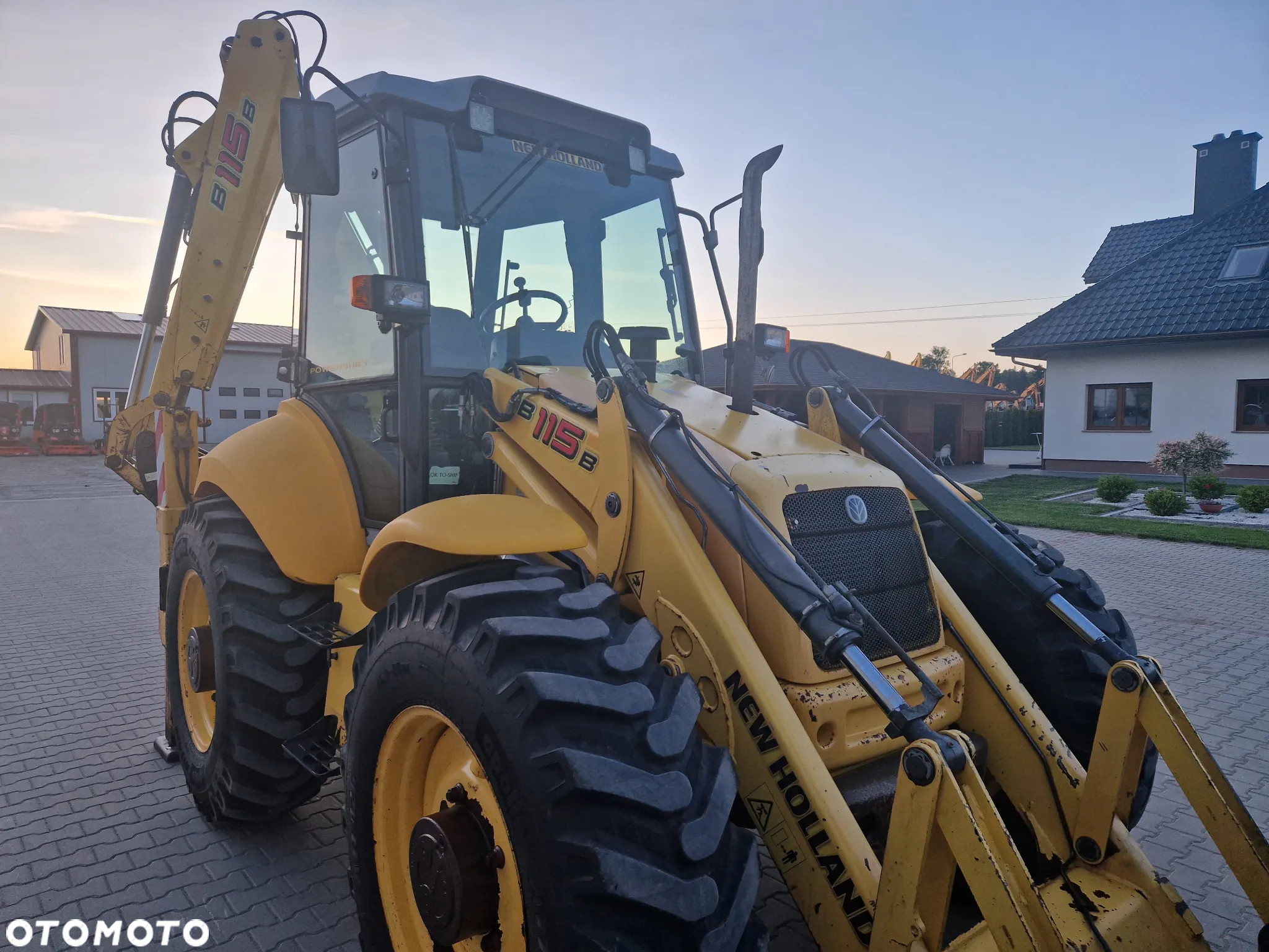 New Holland B115B - 11