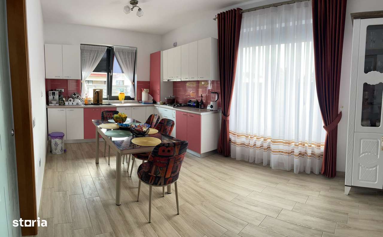 Vand casa in Cordun-7