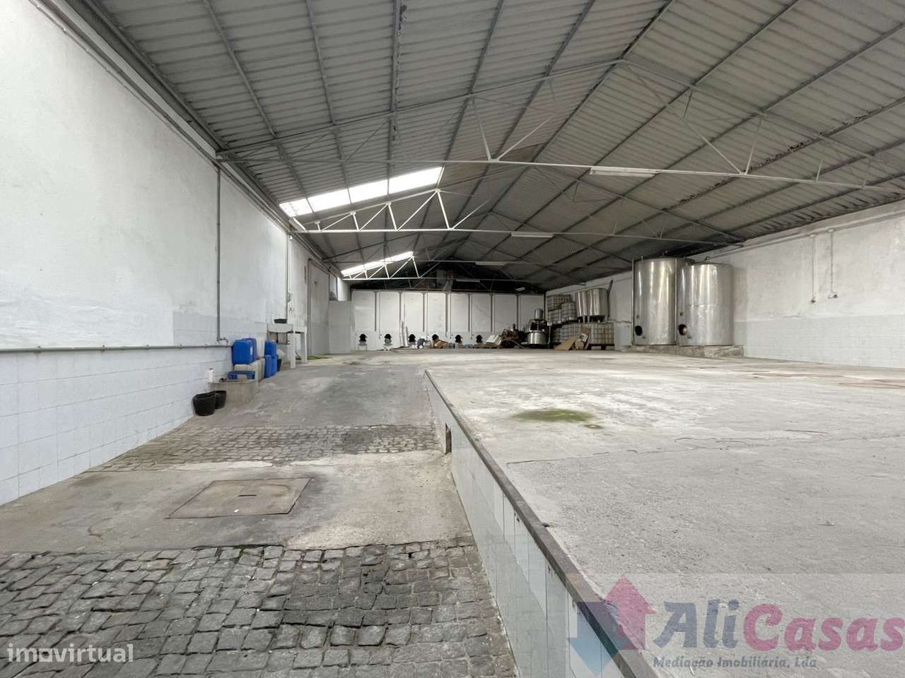 Armazém C/550m2- - Grande imagem: 2/24