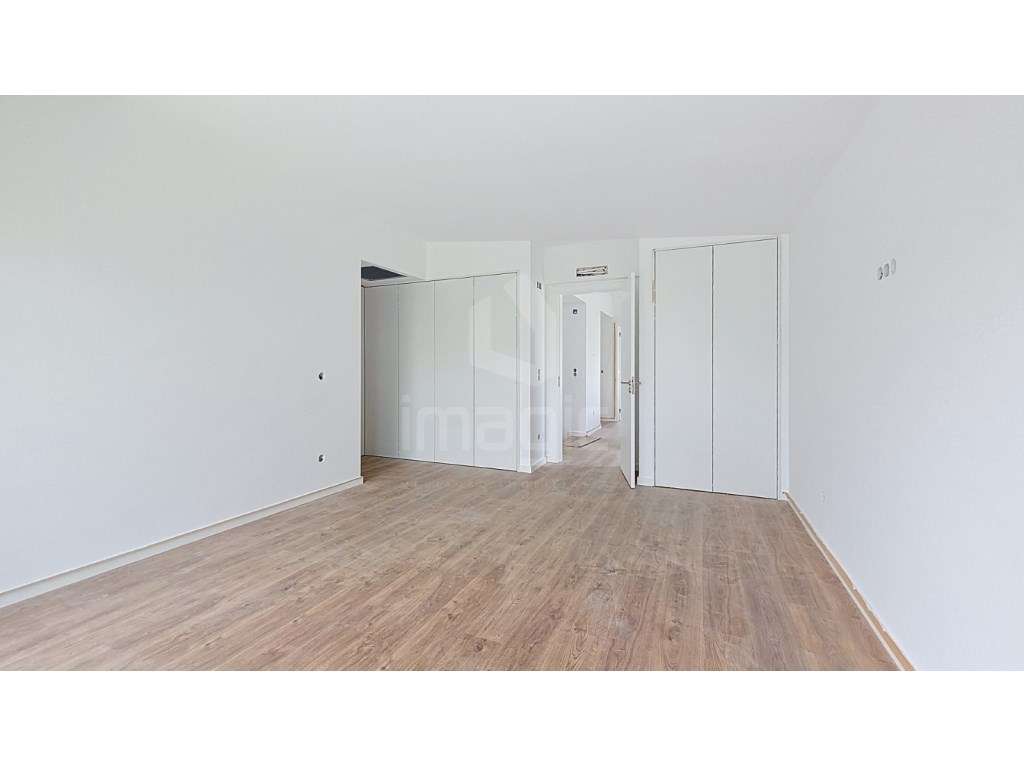 Moradia T3+1 Ericeira com piscina e jardim-19