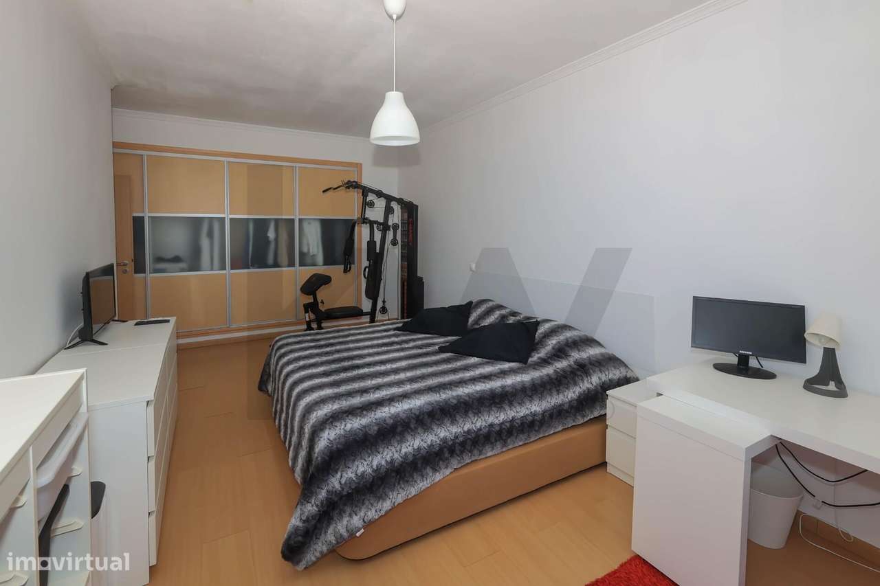 Moradia T3 com piscina e Sótão com potencial para criação de um T2 | F - Grande imagem: 5/10