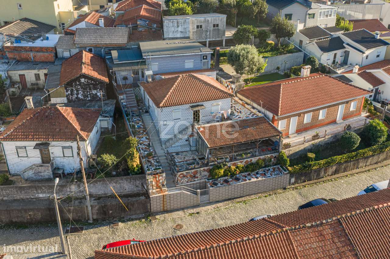 2 MORADIAS EM SÃO PEDRO DA COVA, GONDOMAR-33