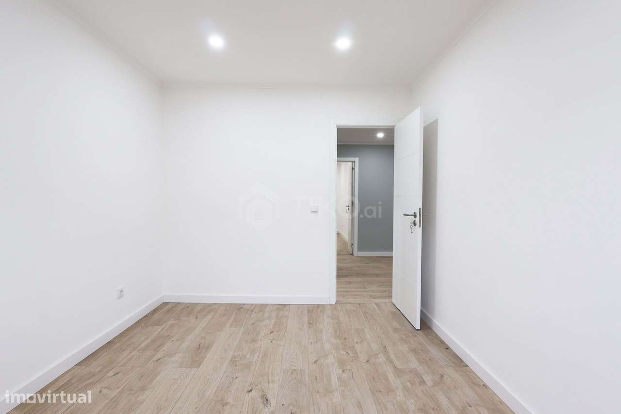 T4 TOTALMENTE REMODELADO NA DAMAIA – PRONTO A HABITAR | LOCALIZAÇÃO E-22