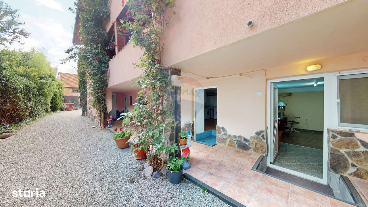 Propietate cu potential de investitie | Pensiune - Imagine principală: 2/20