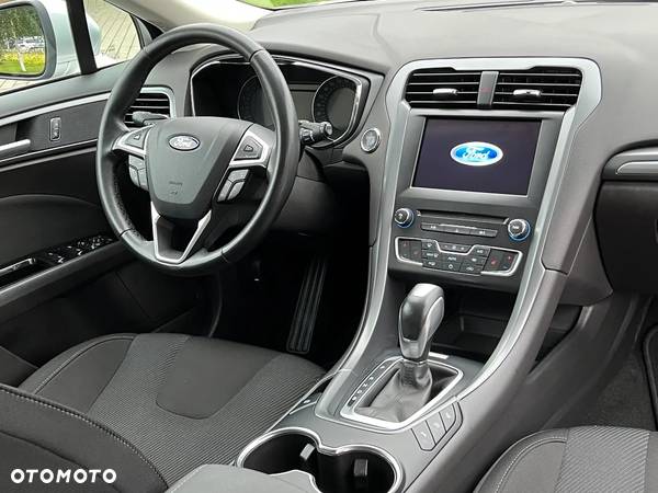 Ford Mondeo Turnier 2.0 TDCi Start-Stopp PowerShift-Aut Titanium - 23