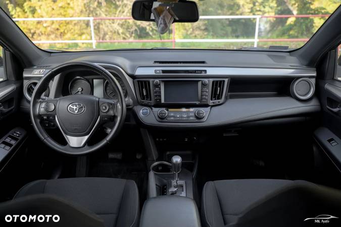 Toyota RAV4 - 5