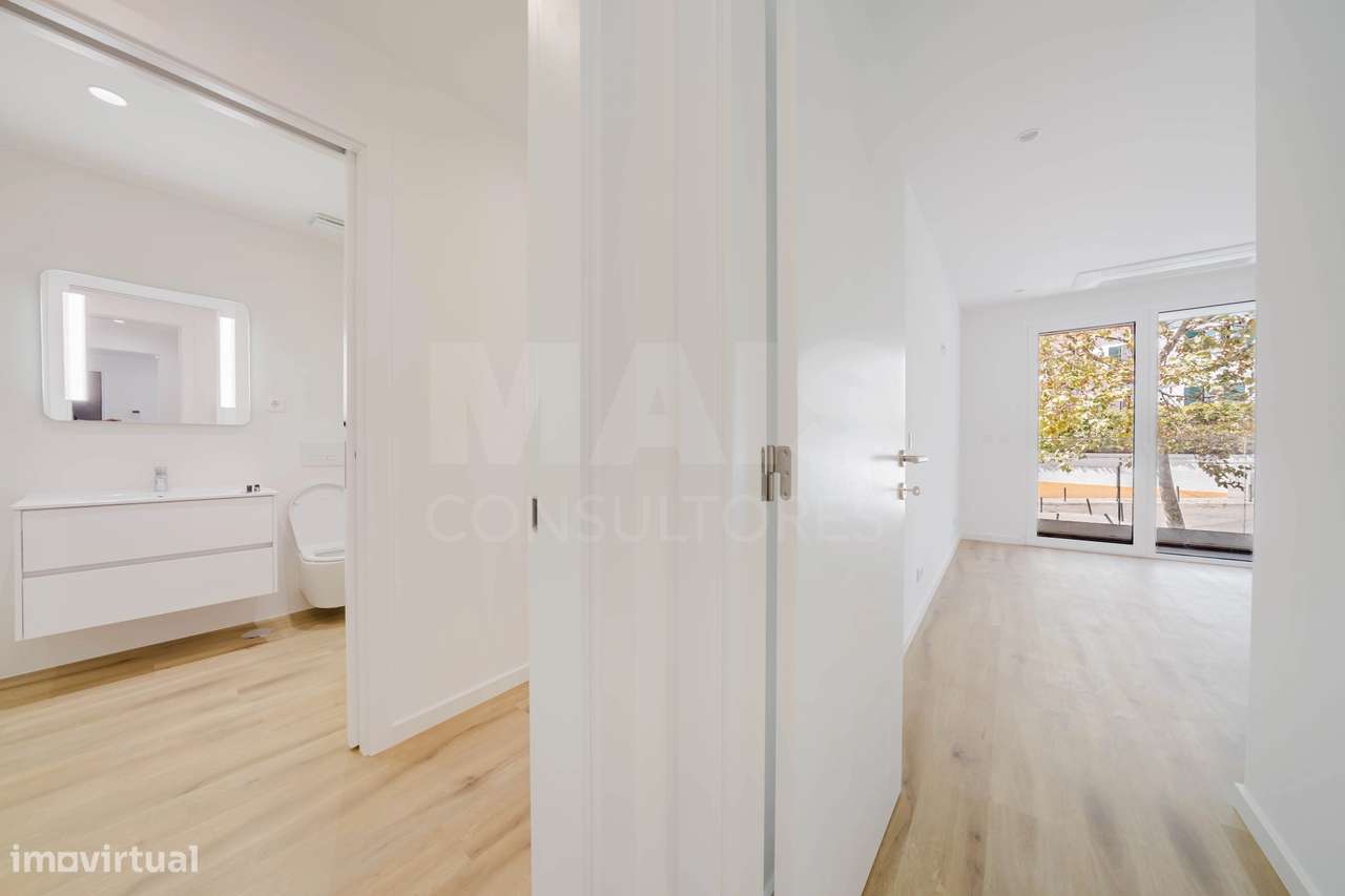 Apartamento T2 na Nazaré c/ 2 lugares de garagem - Grande imagem: 4/24