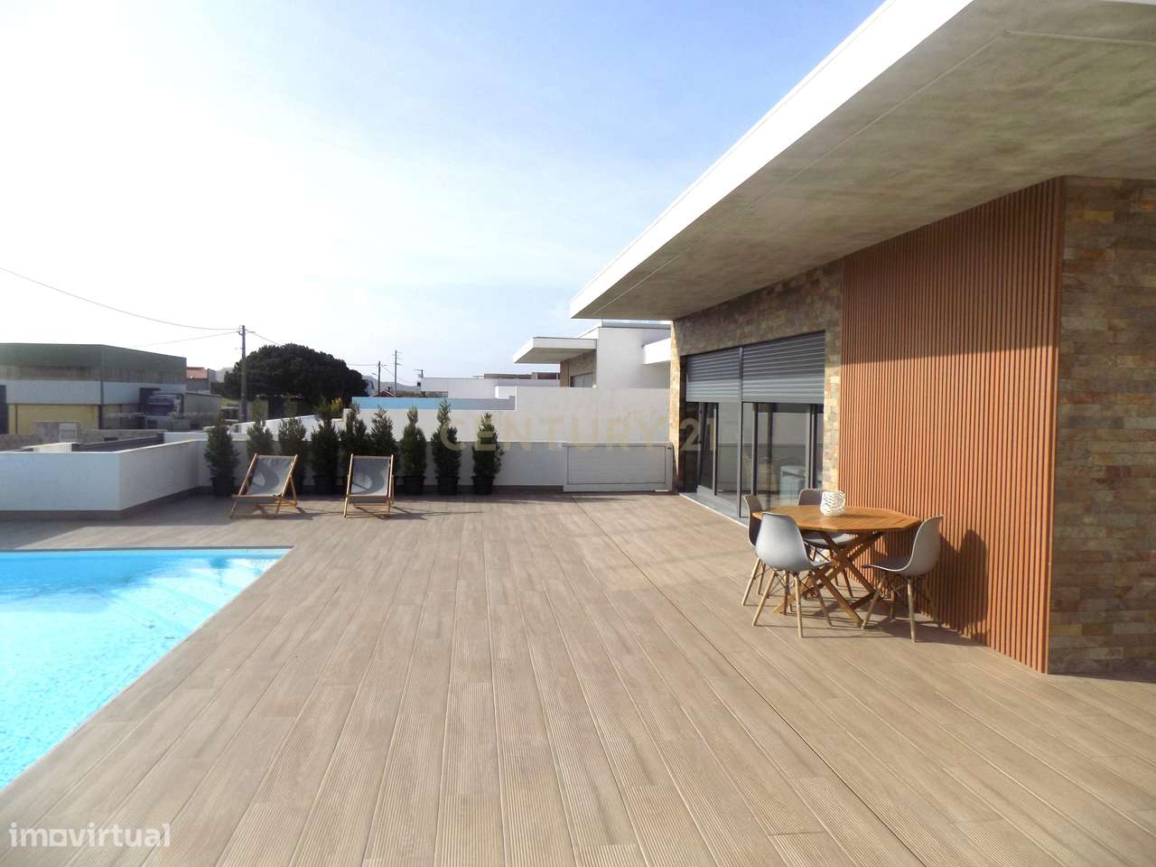 Moradia T4 com Jardim e Piscina no Ramalhal, Torres Vedras - Grande imagem: 2/31