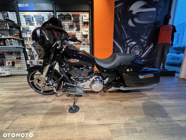 Harley-Davidson Touring Street Glide - 6