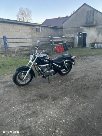 Suzuki Intruder - 5