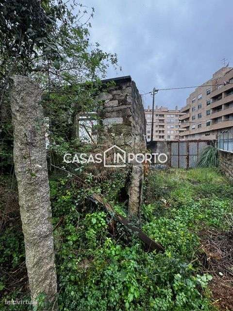 Prédio para Obra junto ao Hospital de São João-3