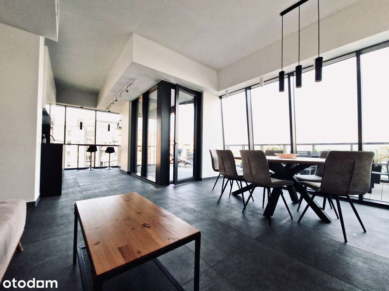 APARTAMENT Z DUŻYM TARASEM W CENTRUM MIASTA - Pełny obrazek: 5/20