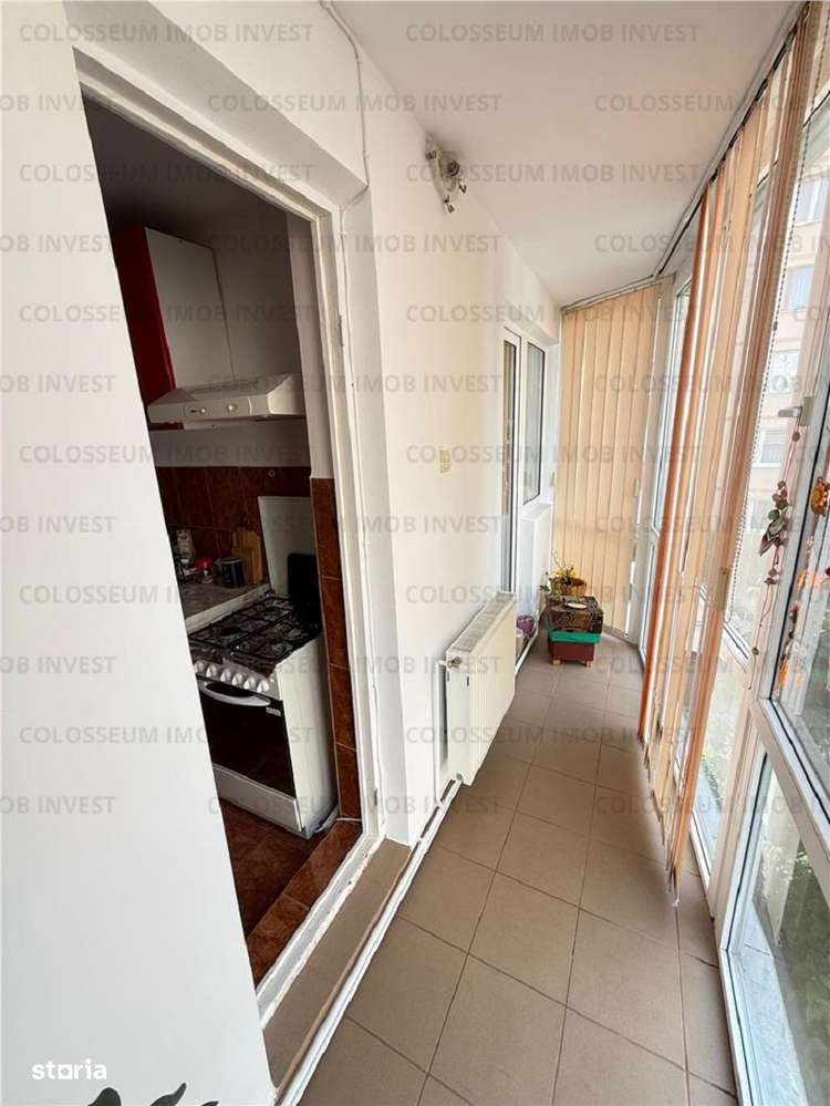 Apartament cu 3 camere, decomandat - zona Astra-9