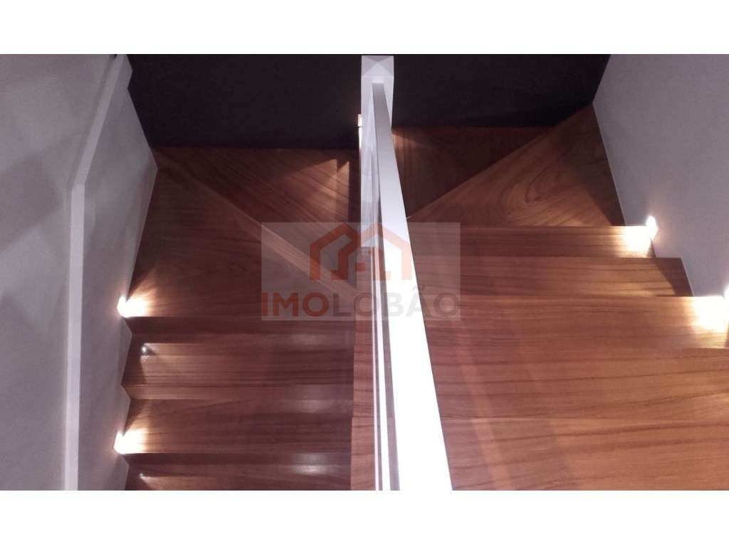 MOR C/ PISCINA - LOBÃO-10