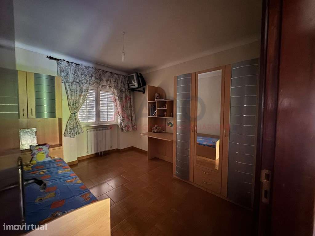 Moradia com Negócio Incluído na Serra da Estrela - Oportunidade Úni...-12