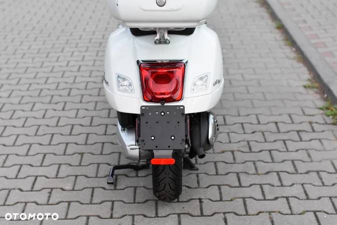 Vespa GTS - 14