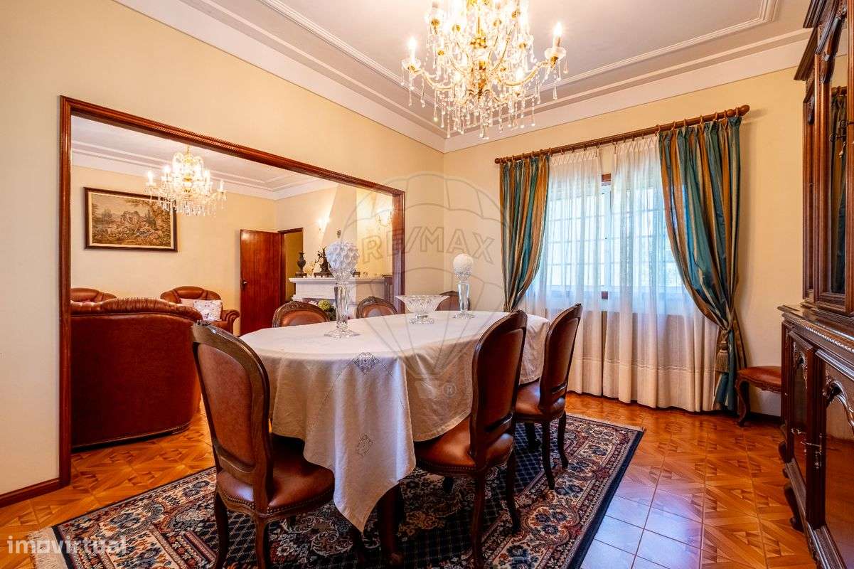 Moradia T4 para venda-24