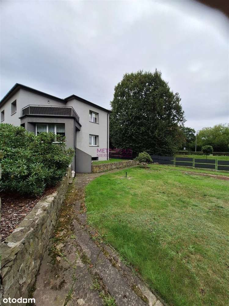 Dom w samym centrum miasta z wyposażeniem-2