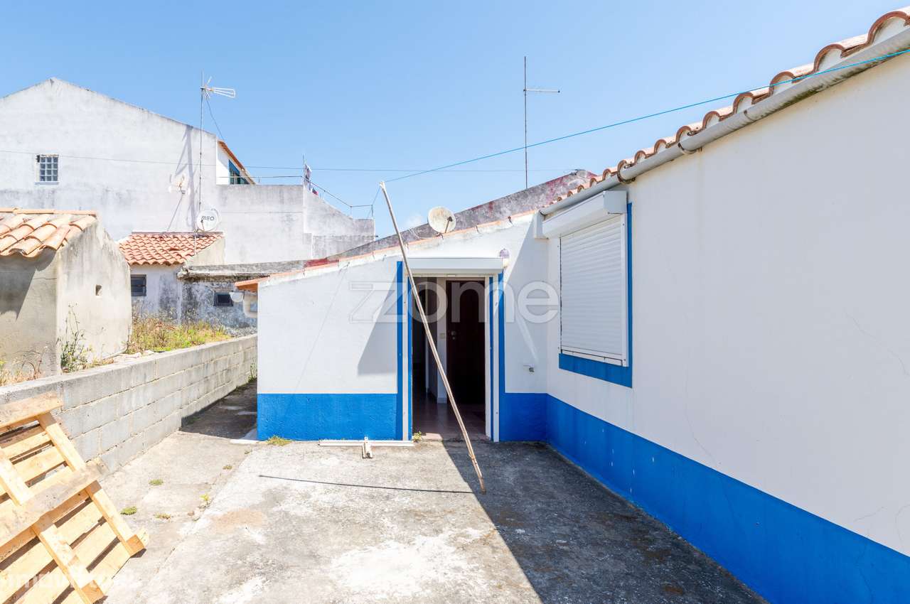 Lote de Terreno com 900m² em Longueira/Almograve-23