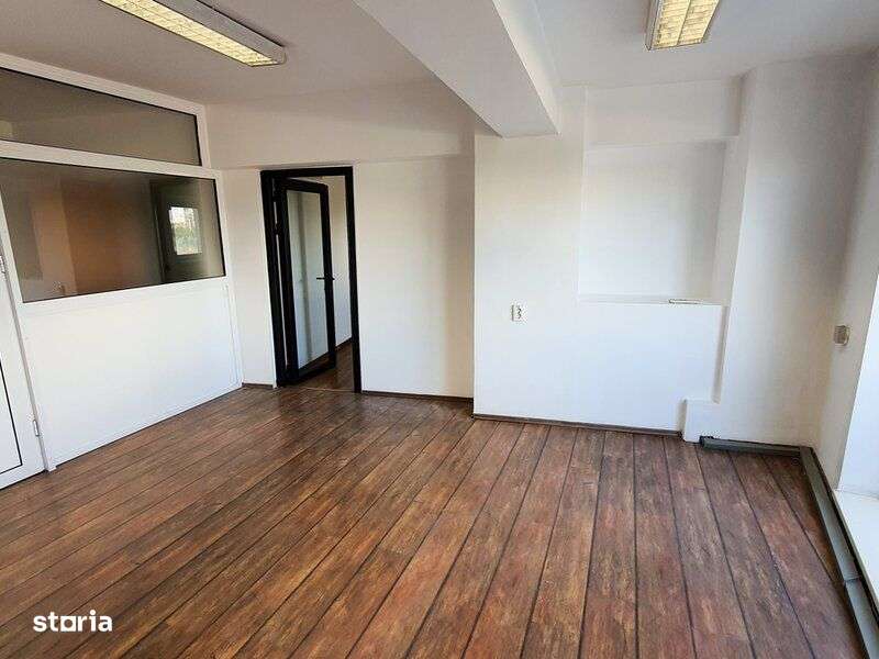 Unirii spatiu  inchiriat 1100 mp pentru investitie - Imagine principală: 4/9