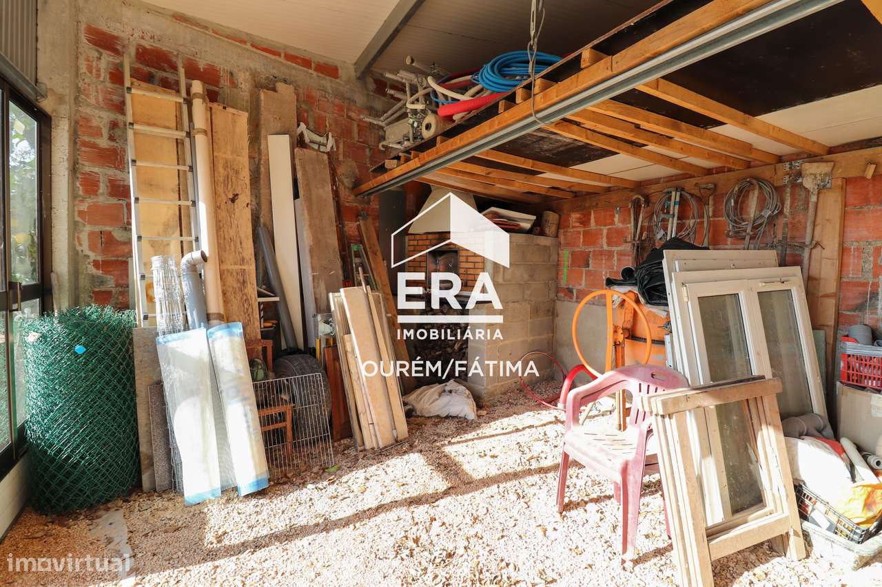 Moradia T3 inserida num terreno de 1.268m²-20