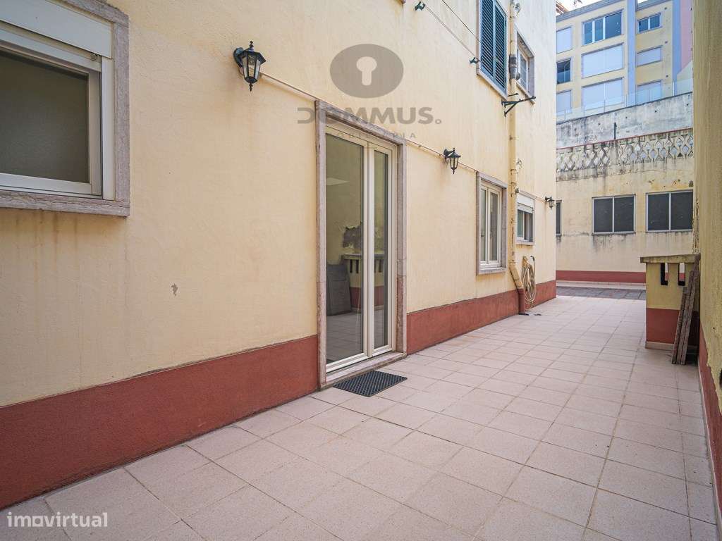 Apartamento T4 com Terraço em Arroios | Centro de Lisboa-10